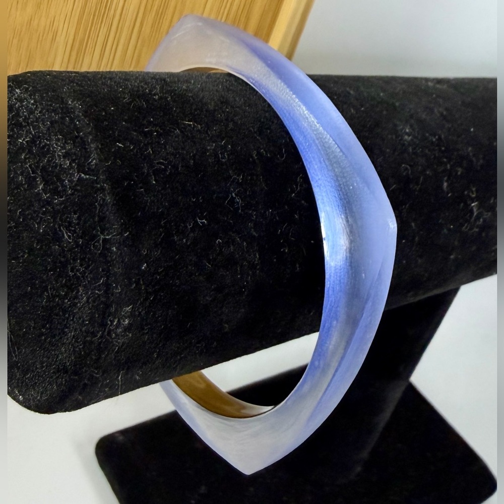 ALEXIS BITTAR Patriotic Blue Beveled Edge Square Lucite Bangle Bracelet